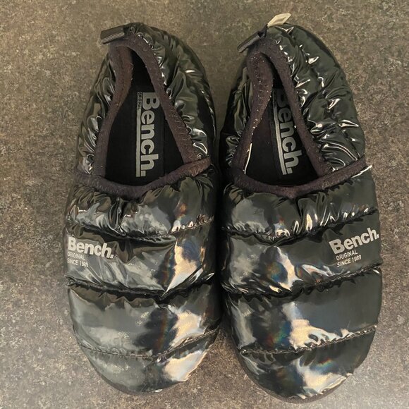 Bench Puffer Slippers - Large/X-Large - Picture 5 of 8
